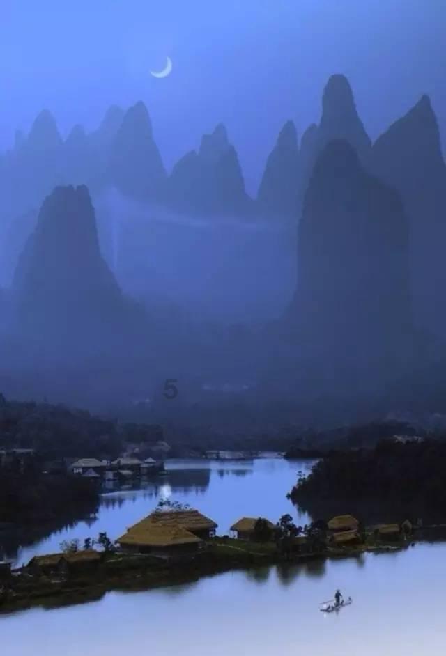 又发现一条护城壕！这让考古队员兴奋不已，规模十分不一样